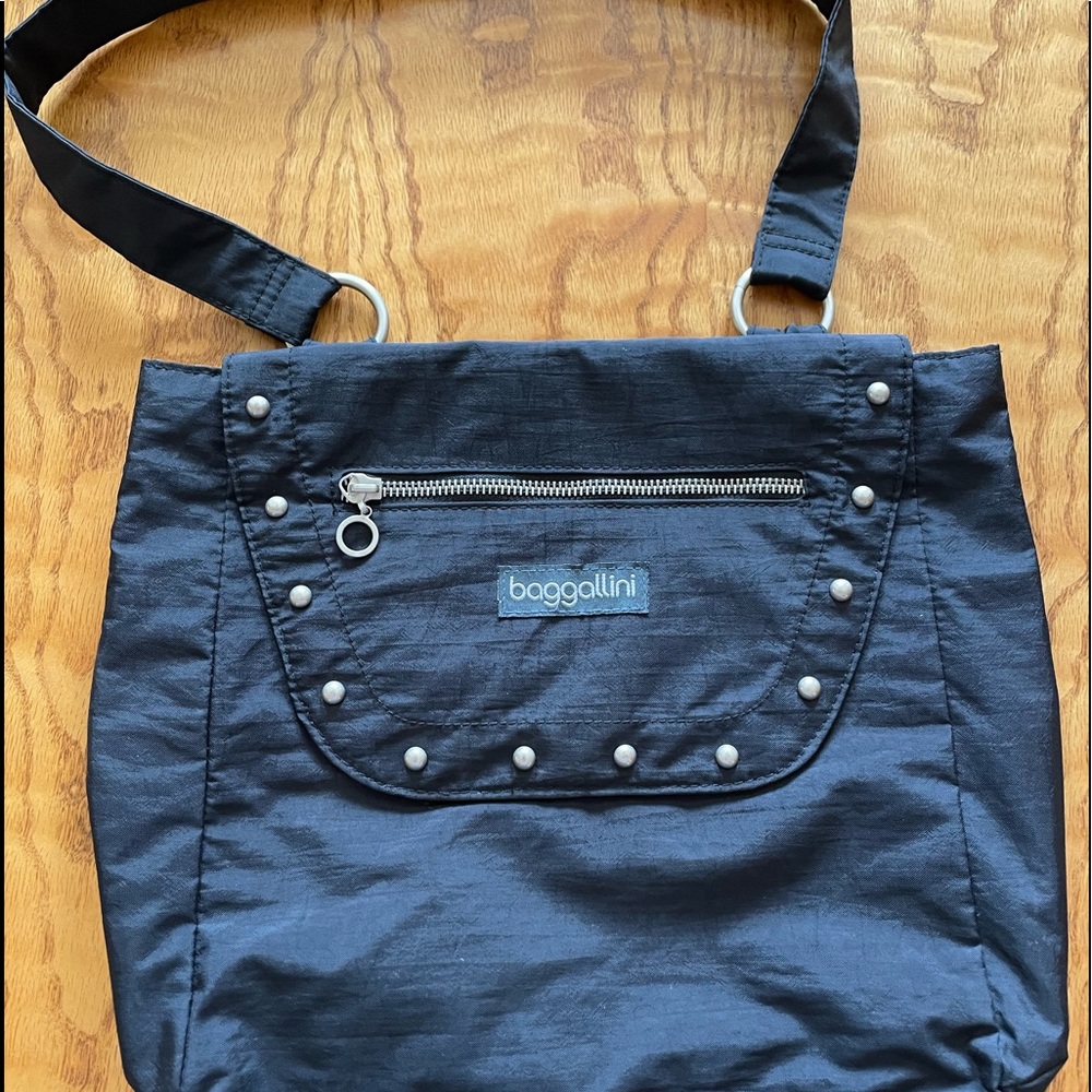 Baggallini purse